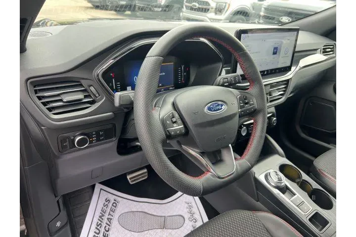 $22863 : Ford Escape 2023 ST-Line 4dr image 7