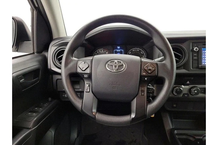 $30998 : Toyota Tacoma 2019 4x4 TRD P image 10