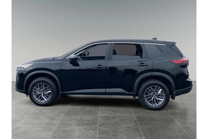 $27346 : Nissan Rogue 2024 S 4dr Cros image 2