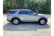 $17981 : Ford Explorer 2022 XLT 4dr S thumbnail