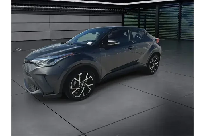 $22788 : Toyota C-HR 2021 XLE 4dr Cro image 4