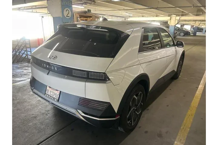 $25995 : Hyundai IONIQ 5 2024 SEL 4dr image 2
