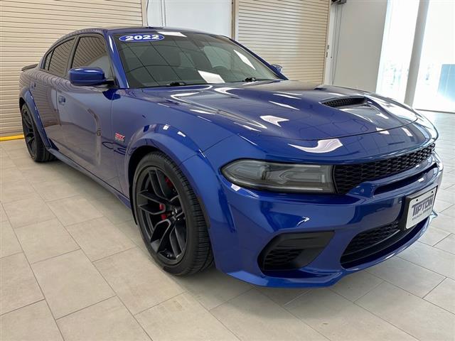 $53406 : Pre-Owned 2022 Charger R/T Sc image 3