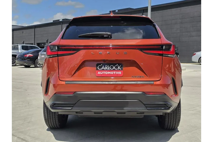$39923 : Lexus NX 250 2024 4dr Crosso image 6