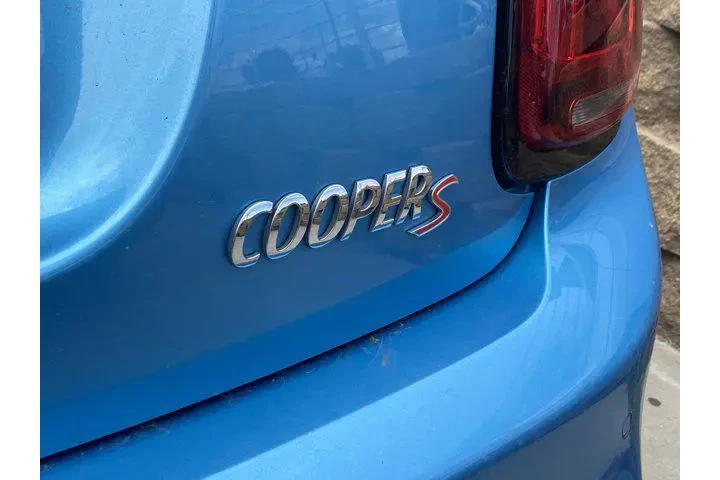 $17591 : MINI Hardtop 4 Door 2019 Coo image 3