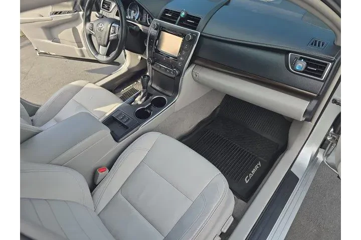 $19995 : Toyota Camry 2017 XLE 4dr Se image 7