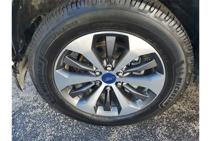 $15990 : Ford F-150 2019 4x2 XL 4dr S image 7