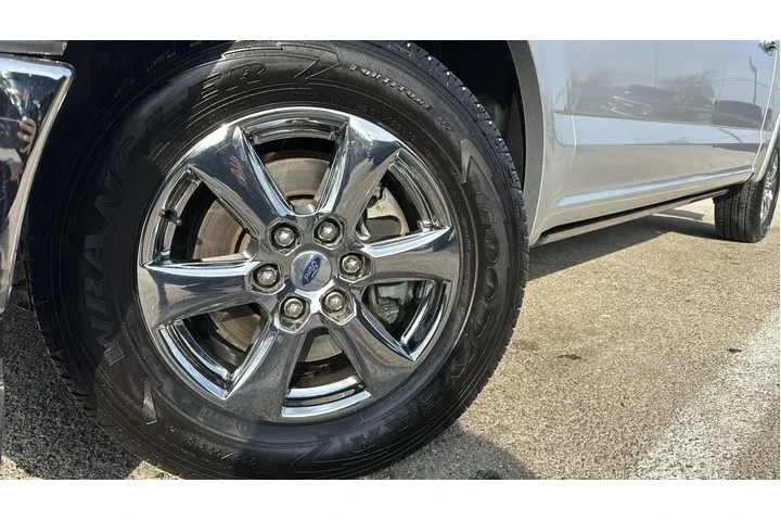 $18734 : Ford F-150 2019 4x2 XL 4dr S image 9