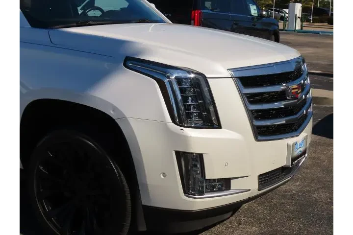 $15999 : Cadillac Escalade ESV 2017 P image 6