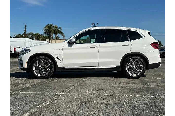 $25990 : BMW X3 2021 AWD xDrive30e 4d image 6