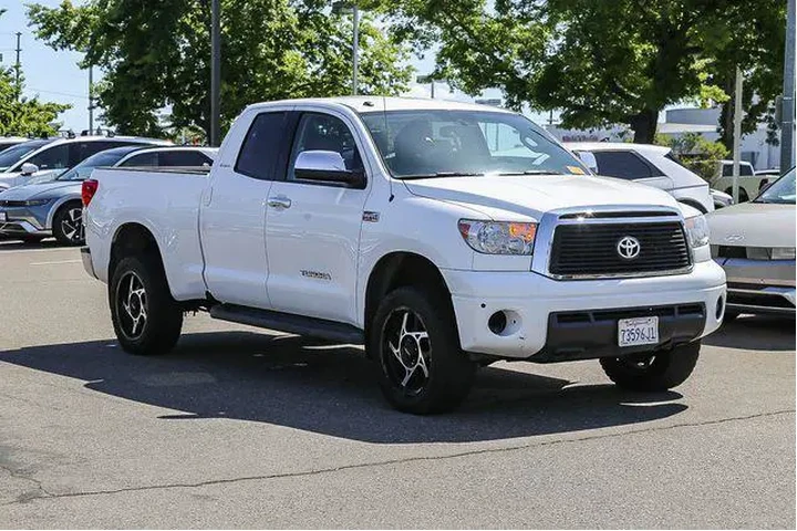 $24991 : Toyota Tundra 2013 4x4 Limit image 6