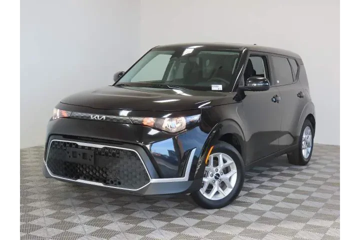 $15995 : Kia Soul 2023 S 4dr Crossove image 10