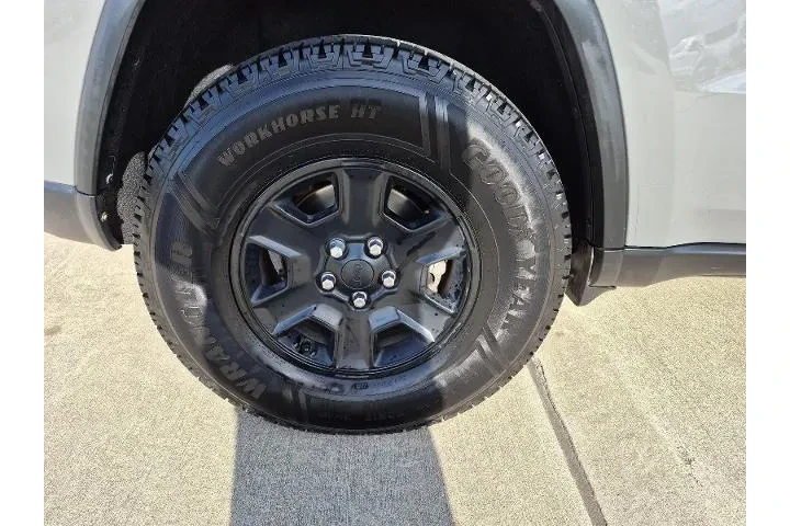 $18782 : Jeep Grand Cherokee 2019 4x2 image 9