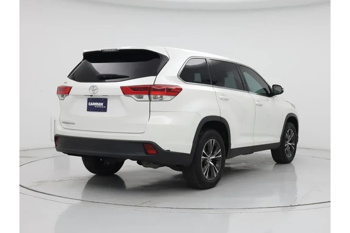 $18998 : Toyota Highlander 2019 LE 4d image 8
