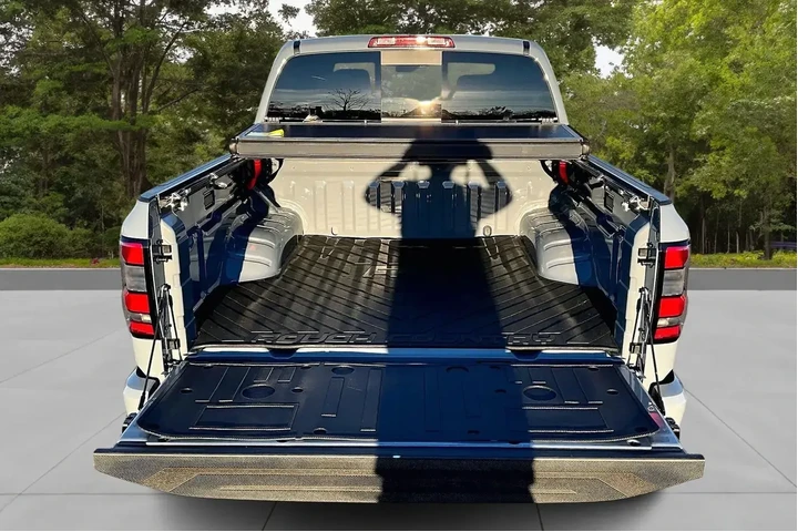 $40000 : Nissan Frontier 2025 4x4 PRO image 7