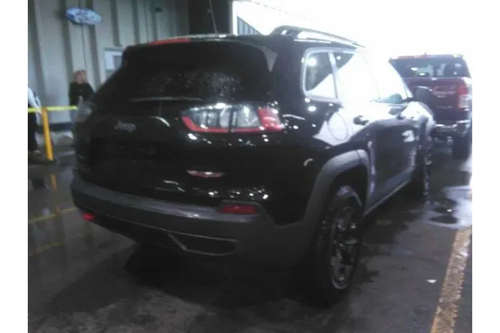 $20749 : Jeep Cherokee 2020 4x4 Trail image 3