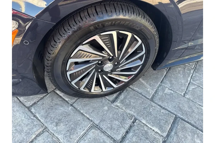 $24477 : Hyundai SONATA Hybrid 2023 L image 4