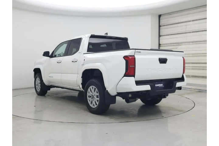 $36998 : Toyota Tacoma 2026 4x2 SR5 4 image 2