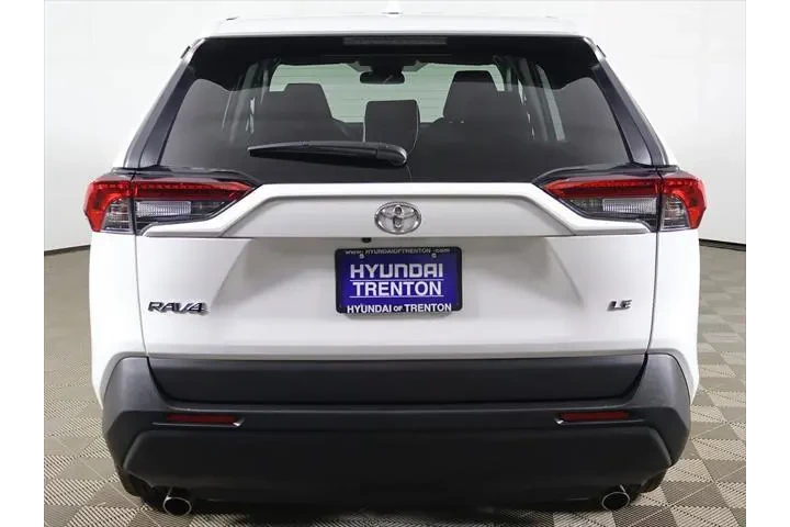 $25939 : Toyota RAV4 2025 LE 4dr SUV image 9