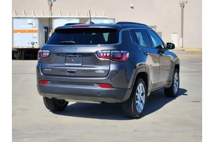 $22555 : Jeep Compass 2023 4x4 Latitu image 4