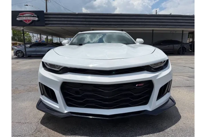 $27495 : 2023 Camaro LT image 4