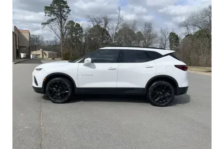 $19900 : 2019 BLAZER 1LT image 4