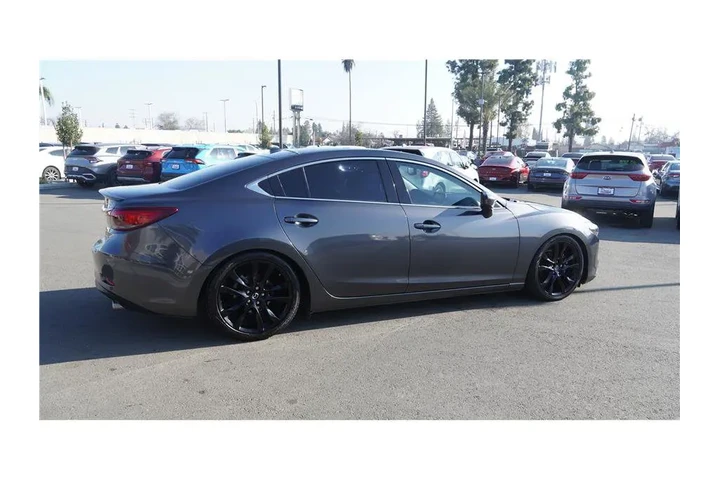 $15984 : 2016 6 i Grand Touring image 5