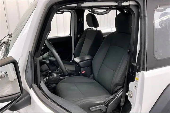 $17490 : Jeep Wrangler 2019 4x4 Sport image 8