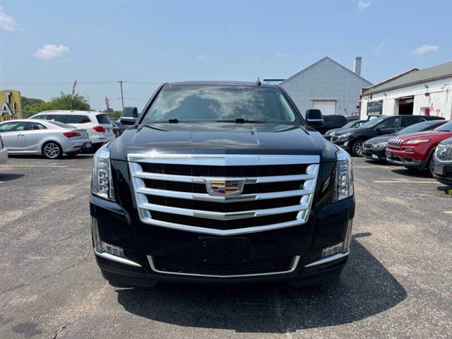 $25995 : 2017 Escalade Luxury image 3