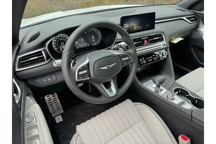 $39999 : Genesis G70 2025 2.5T Standa image 2