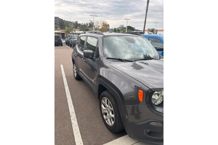 $13900 : Jeep Renegade 2018 Latitude image 8