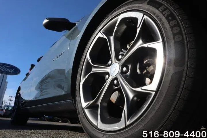 $13647 : Chevrolet Malibu 2019 RS 4dr image 8