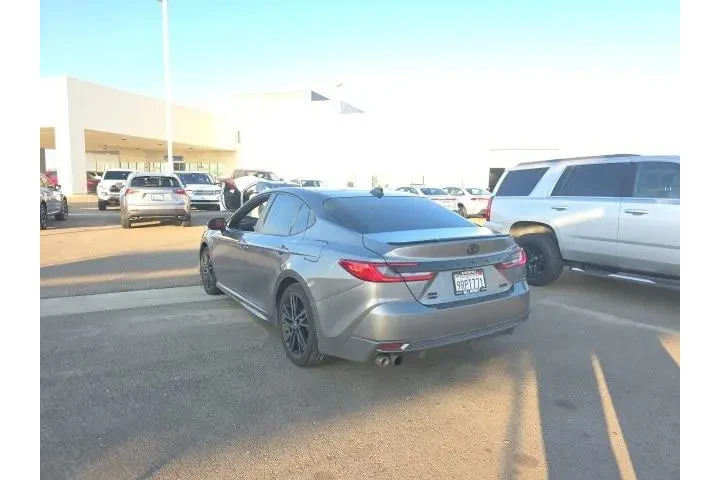 $34900 : Toyota Camry 2025 AWD SE 4dr image 4