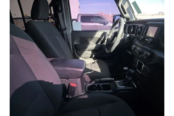 $32292 : Jeep Wrangler Unlimited 2021 image 4