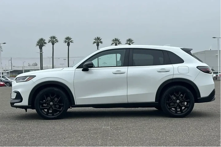 $26393 : Honda HR-V 2023 AWD Sport 4d image 6