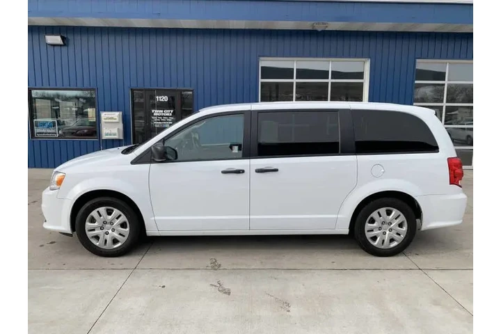 $13990 : 2019 Grand Caravan SE image 1
