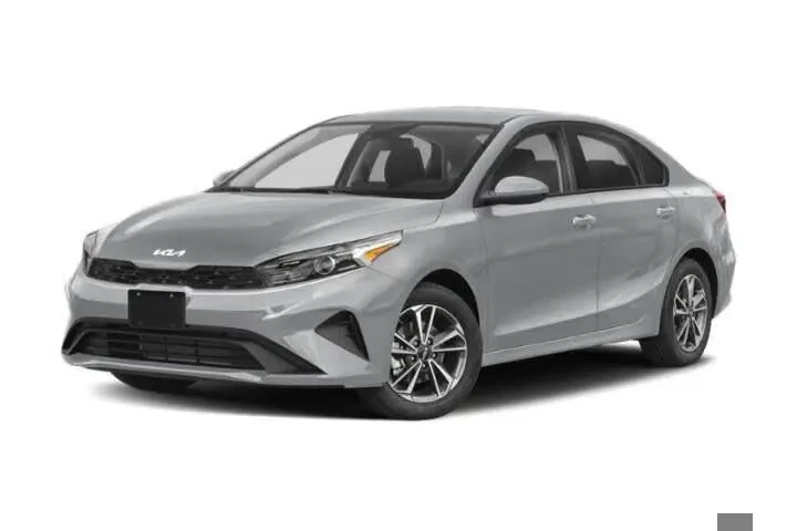 $14925 : Kia Forte 2023 LXS 4dr Sedan image 1