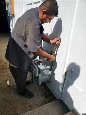 PLOMERO/Drenajes/Gas/Agua/Etc image 2