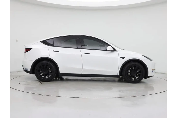 $28998 : Tesla Model Y 2021 AWD Long image 7