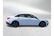 $22170 : Hyundai ELANTRA 2025 SEL Spo thumbnail