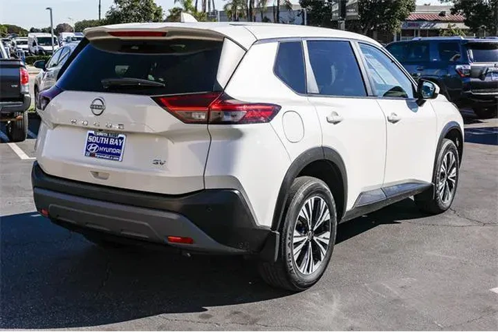 $16995 : Nissan Rogue 2023 SV 4dr Cro image 6