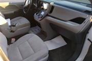 $14300 : 2017 Toyota Sienna L Minivan thumbnail