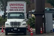 Universal Truck & Bus Driving thumbnail 2
