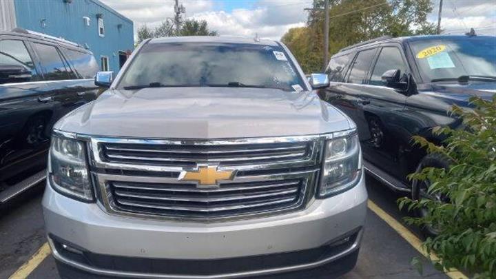 $25000 : 2017 Suburban Premier image 2