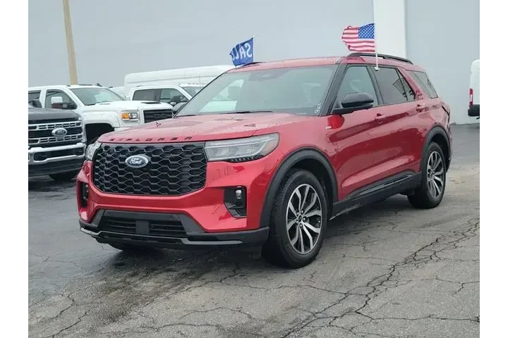 $37990 : Ford Explorer 2025 ST-Line 4 image 2