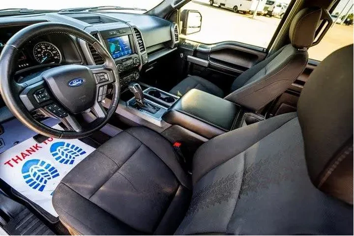 $28508 : Ford F-150 2019 4x4 XLT 4dr image 4