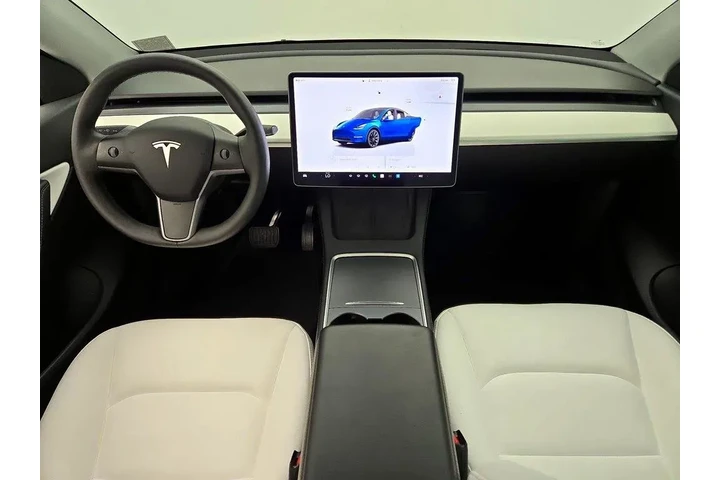$32998 : Tesla Model Y 2022 AWD Long image 9