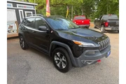 $11999 : 2017 Cherokee Trailhawk thumbnail
