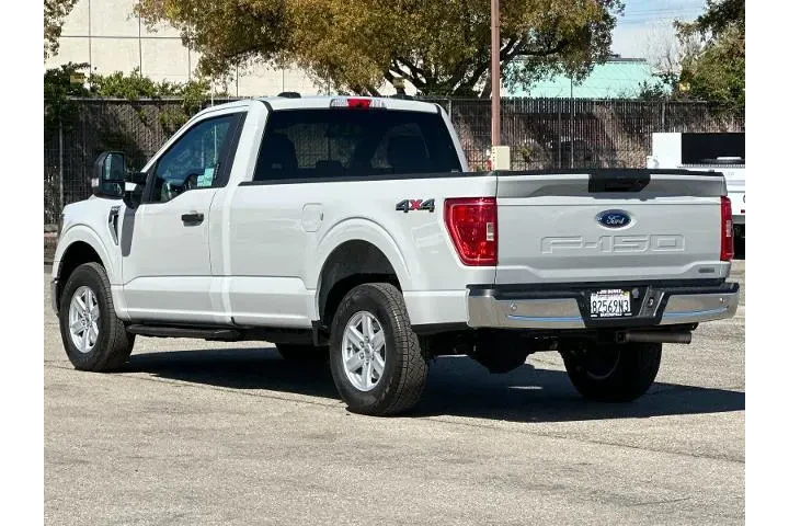 $38670 : Ford F-150 2023 4x4 XL 2dr R image 5
