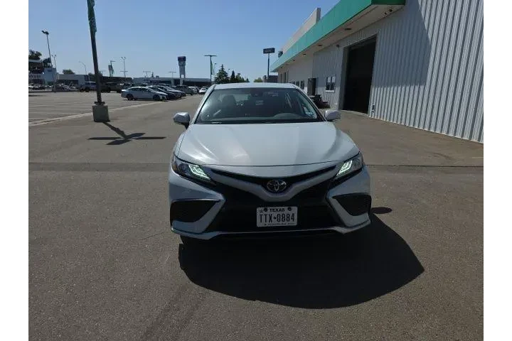 $29500 : Toyota Camry 2024 XSE 4dr Se image 2